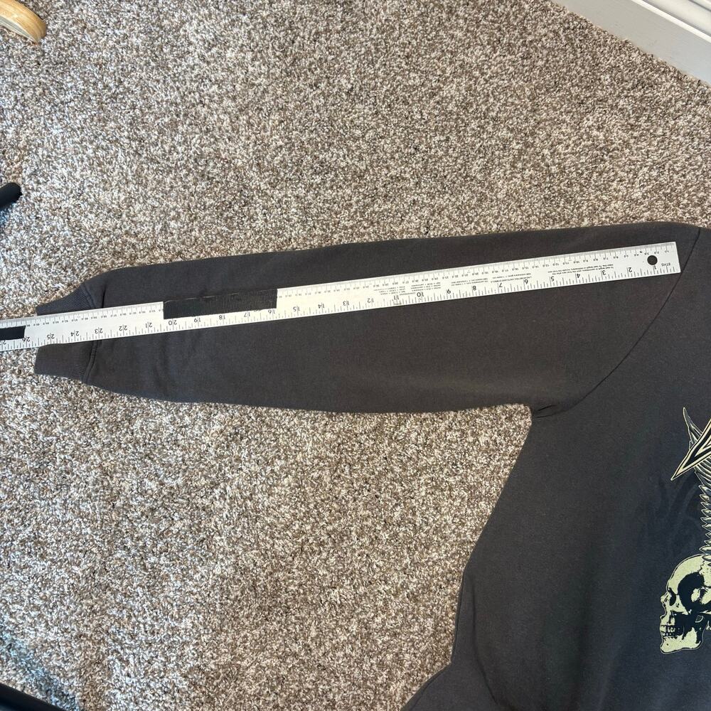 Def Leppard Official Licensed Sweatshirt Skull Wings Graphic Charcoal Rock Band - Picture 9 of 11